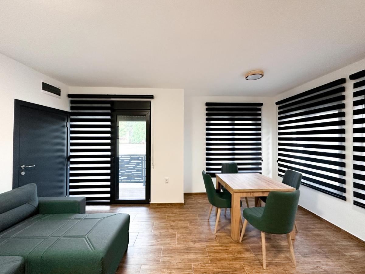 Kiko Apartmani Lux Zrenjanin Exterior foto