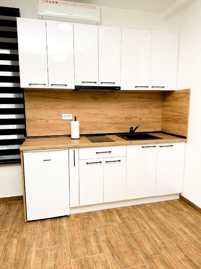 Kiko Apartmani Lux Zrenjanin Exterior foto