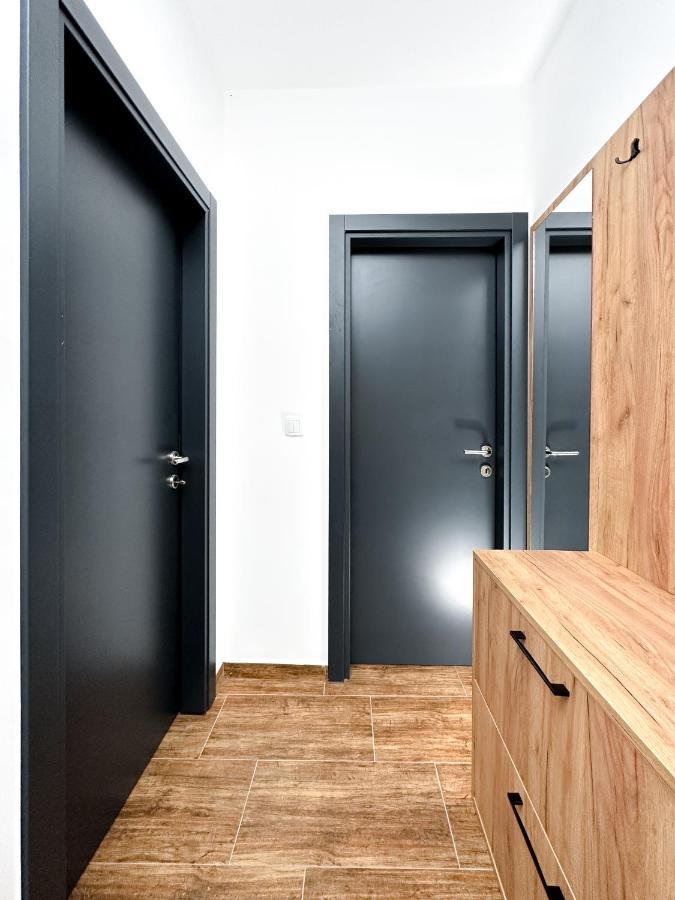 Kiko Apartmani Lux Zrenjanin Exterior foto